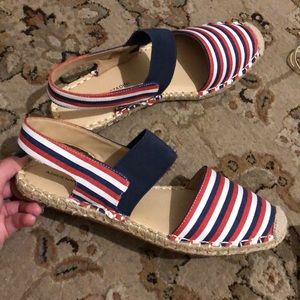 Adrienne Vittadini Espadrille Angelo size 6